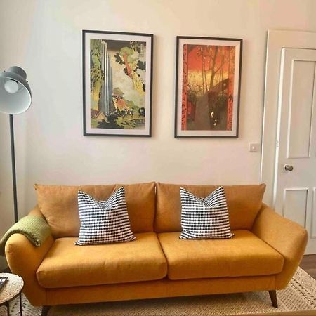 Spacious 3 Bedroom Home In Glasgow - Free Parking 外观 照片