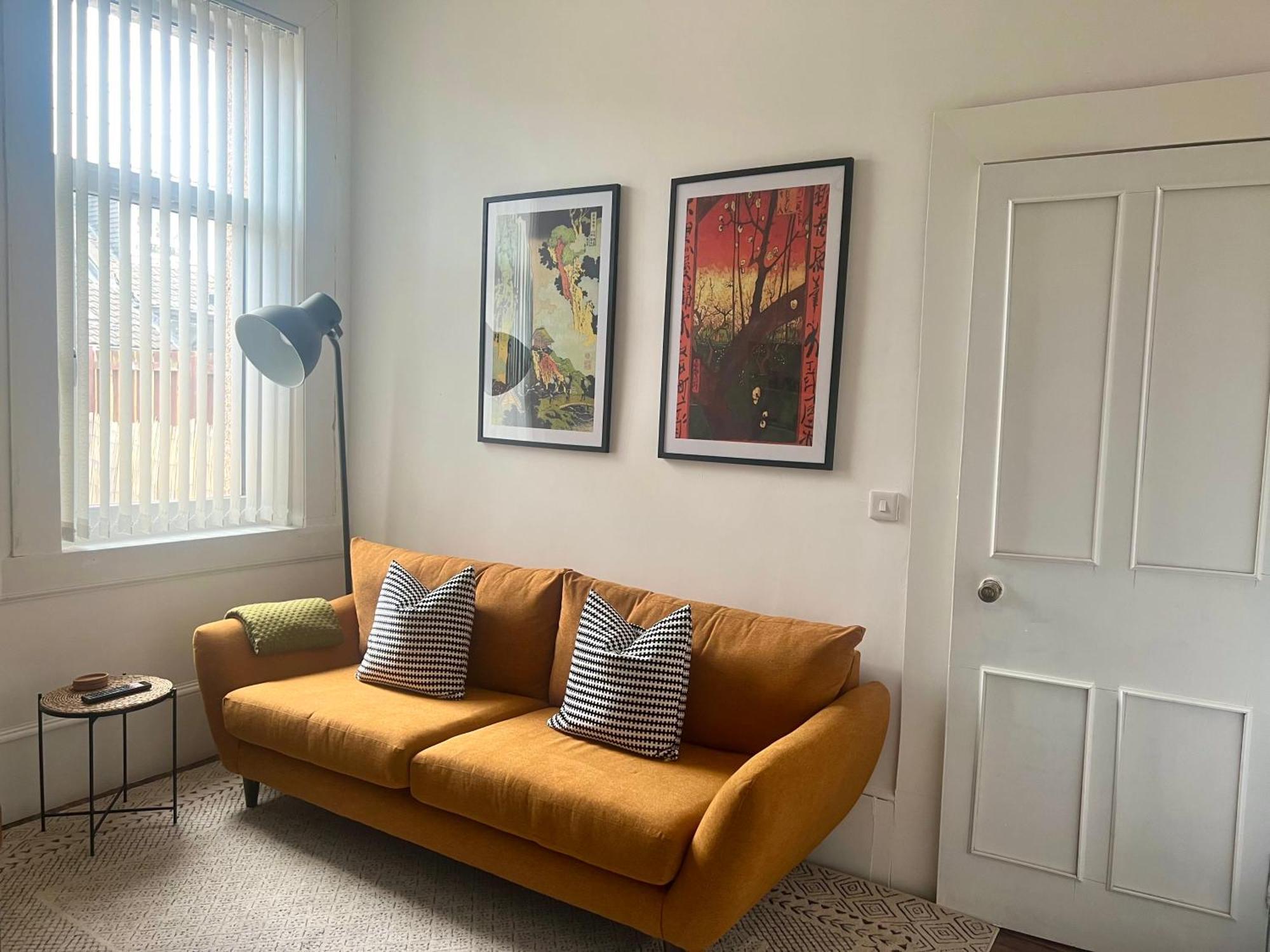 Spacious 3 Bedroom Home In Glasgow - Free Parking 外观 照片
