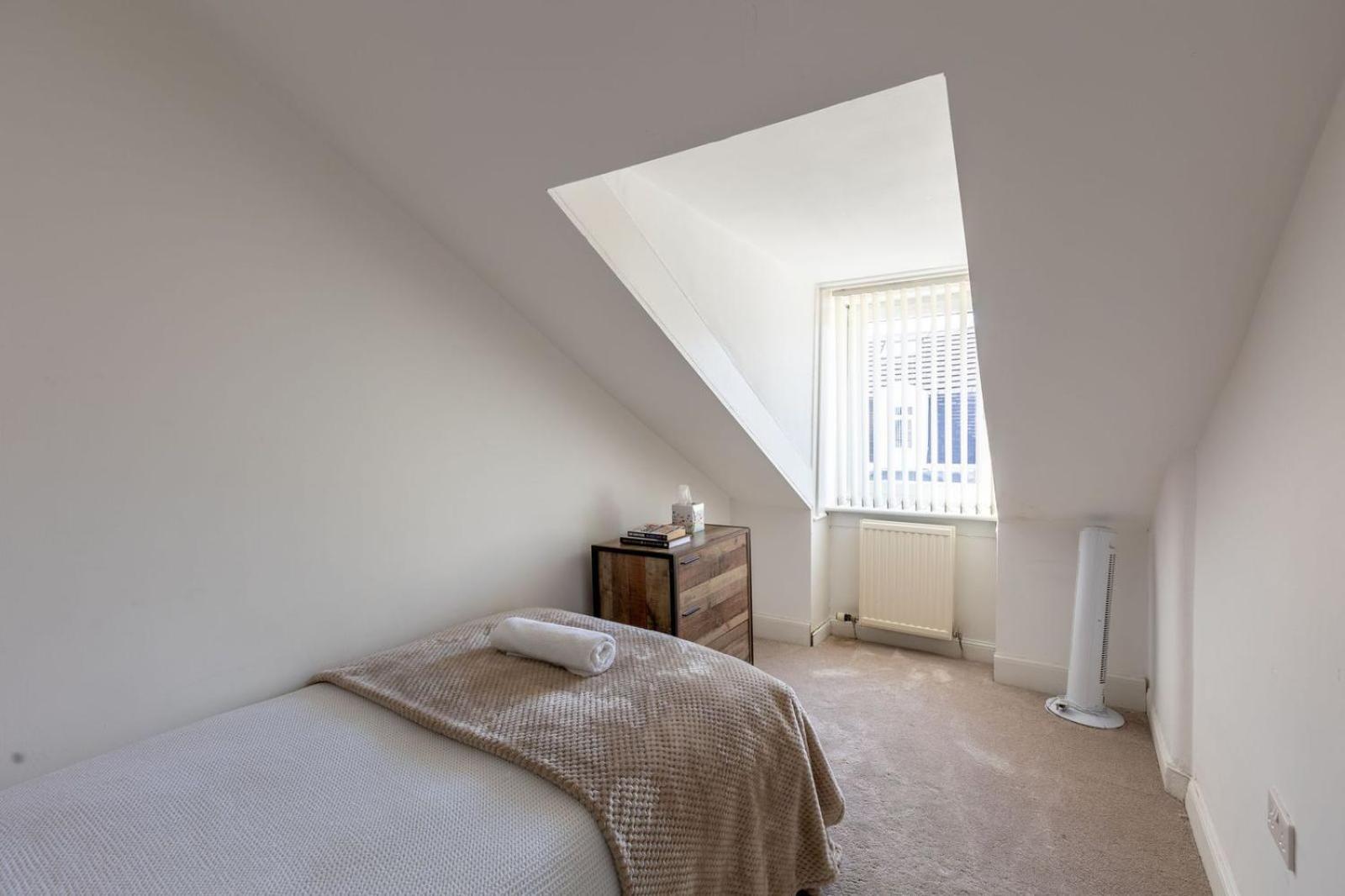 Spacious 3 Bedroom Home In Glasgow - Free Parking 外观 照片
